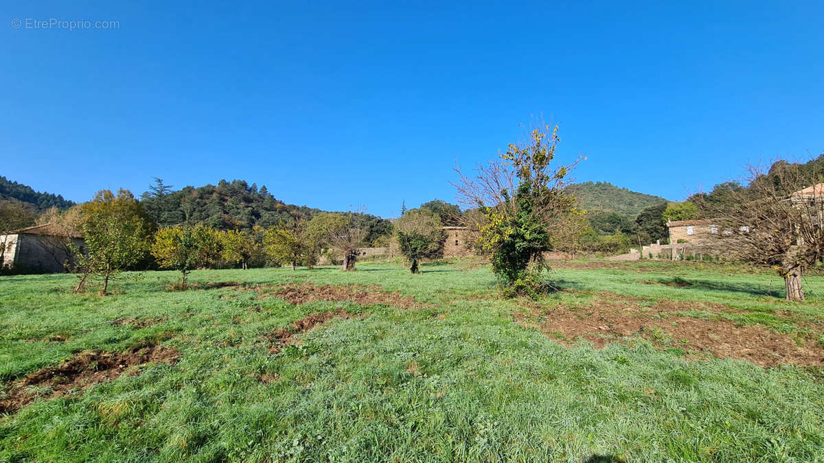 Terrain à SAINT-JEAN-DU-GARD