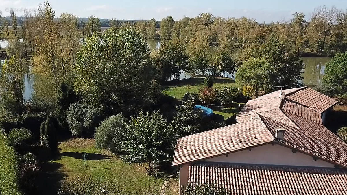 Maison à SAINT-SULPICE