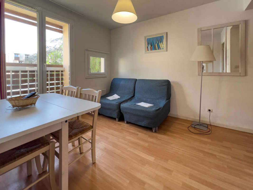 Appartement à LA LONDE-LES-MAURES