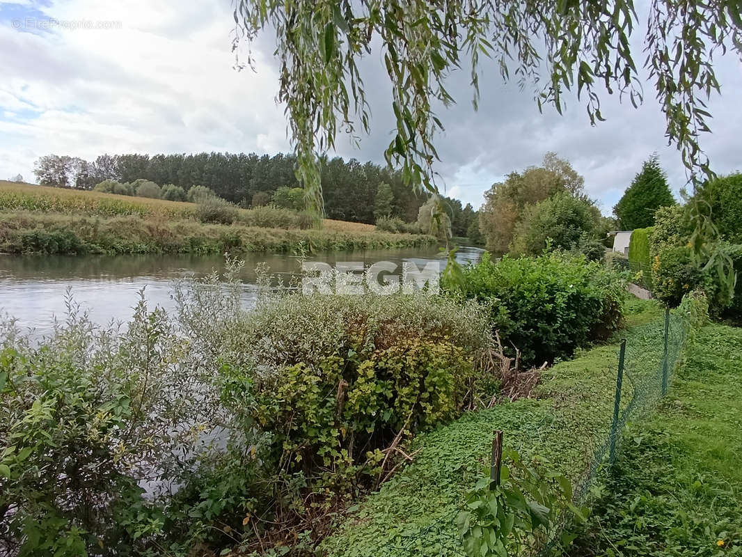 Autre à EAUCOURT-SUR-SOMME