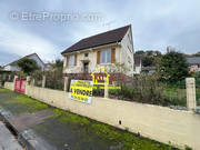 Maison à GRUCHET-LE-VALASSE