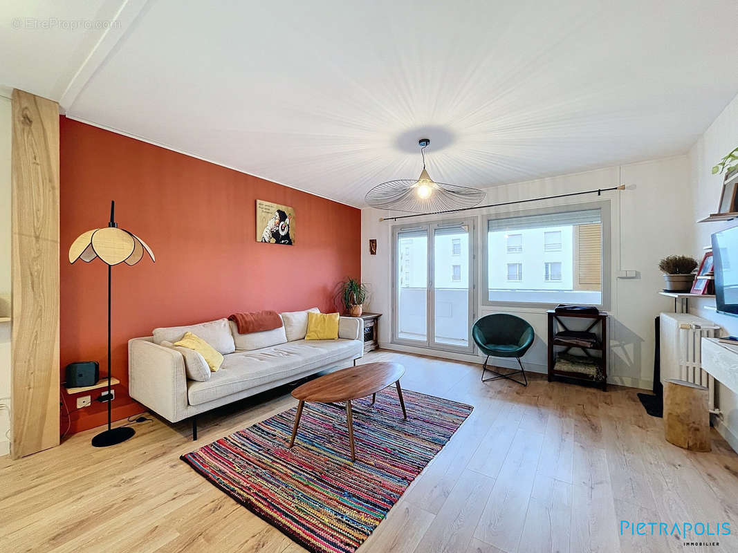 Appartement à LYON-9E