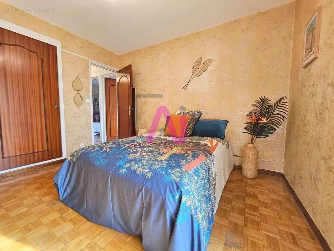 Appartement à HYERES