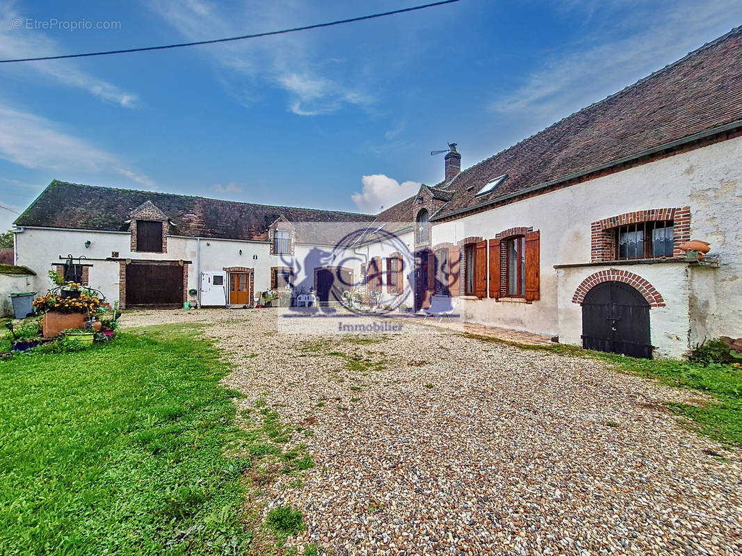 Maison à BRAY-SUR-SEINE