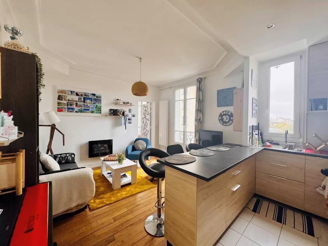 Appartement à COLOMBES