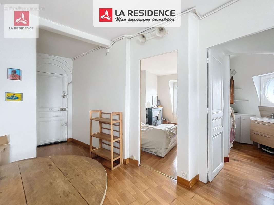 Appartement à PARIS-18E