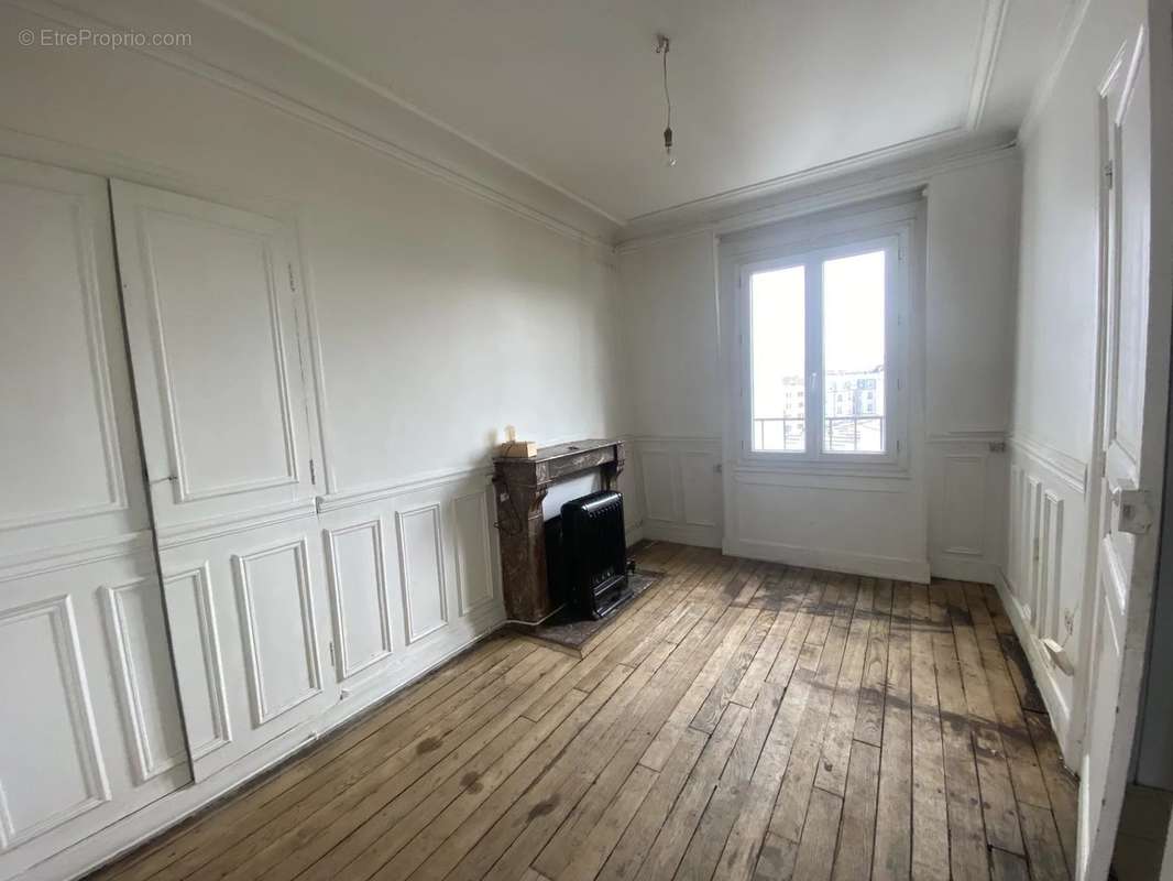 Appartement à PARIS-10E