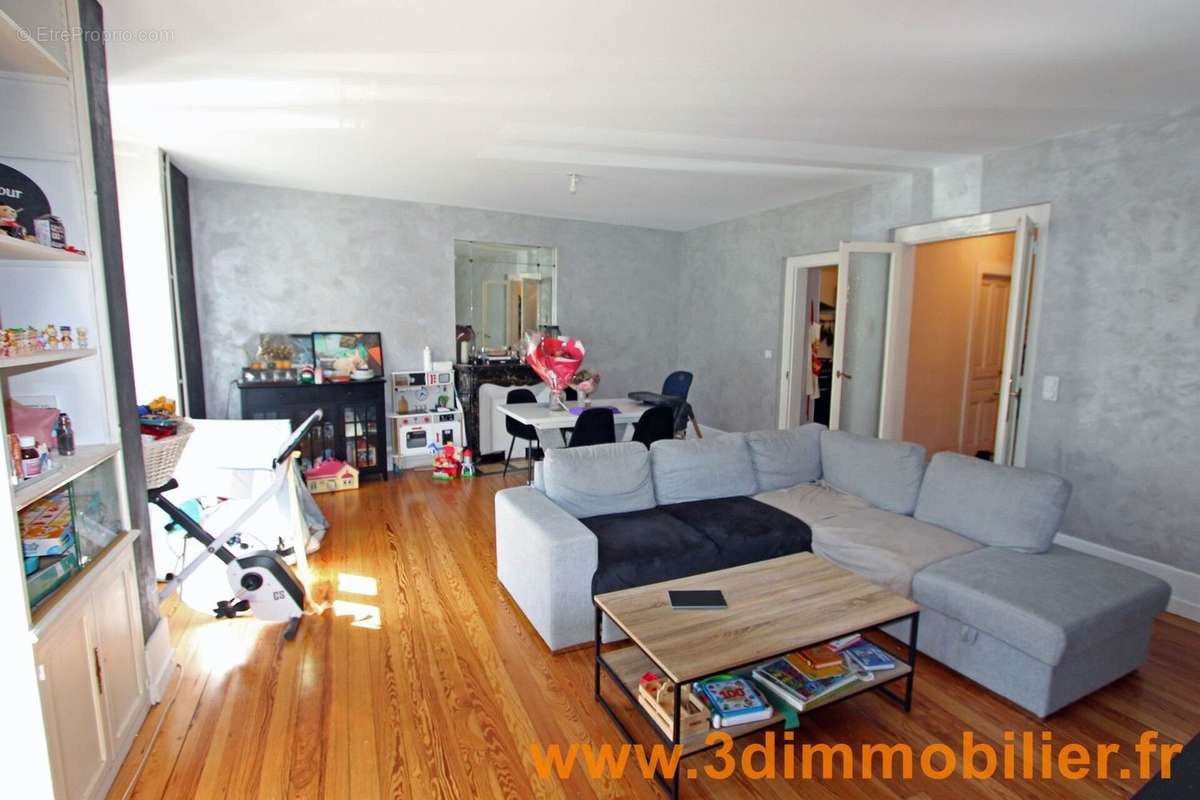 Photo 5 - Appartement à LONS-LE-SAUNIER