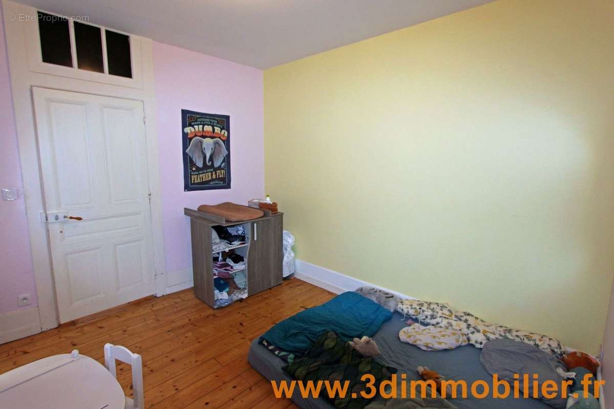 Photo 9 - Appartement à LONS-LE-SAUNIER