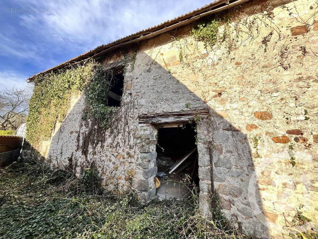 Maison à CHATENAY-SUR-SEINE