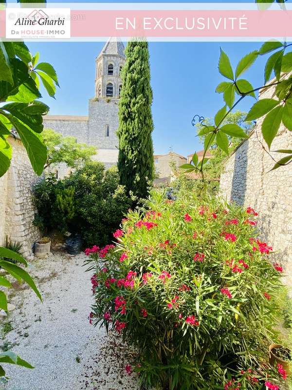 Maison à LA GARDE-ADHEMAR