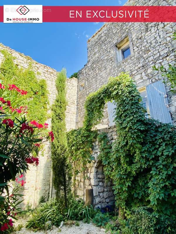 Maison à LA GARDE-ADHEMAR