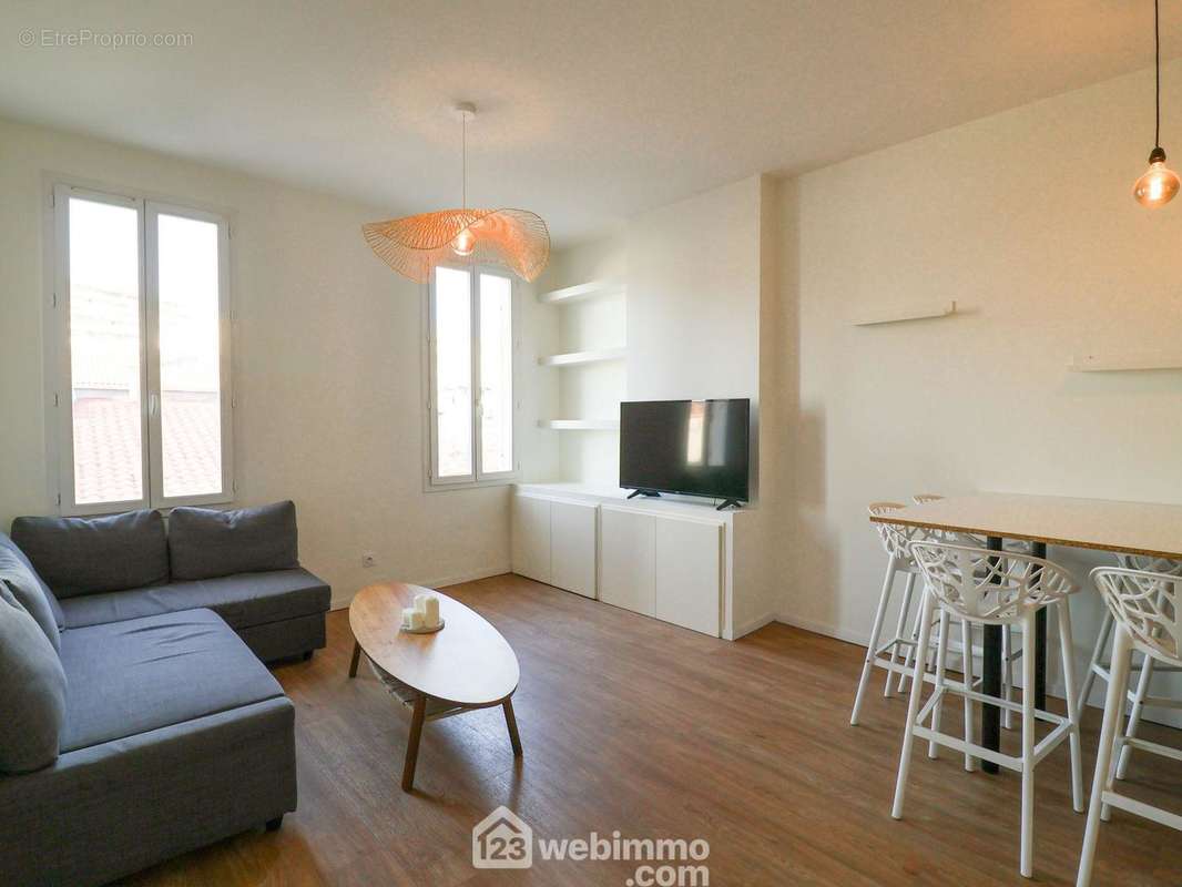 Appartement à MARSEILLE-8E