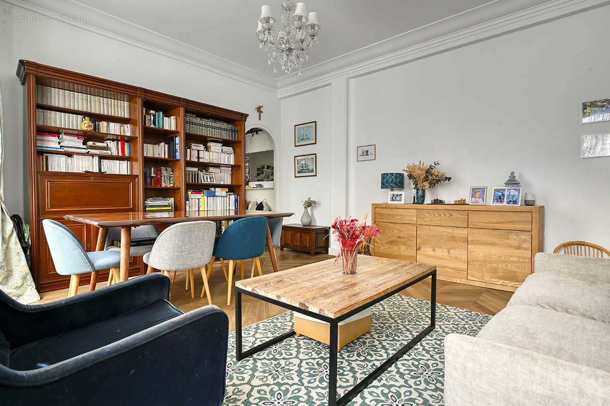 Appartement à VERSAILLES