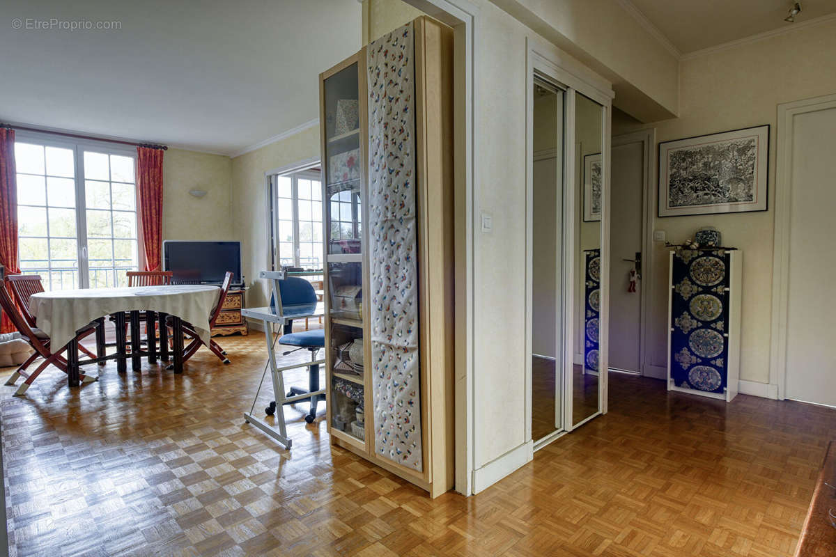 Appartement à VERSAILLES