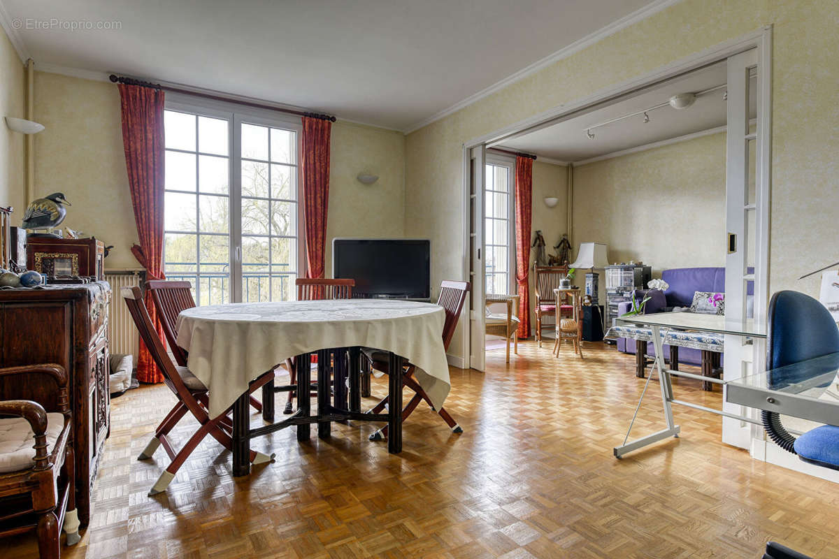 Appartement à VERSAILLES