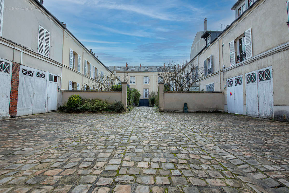 Appartement à VERSAILLES