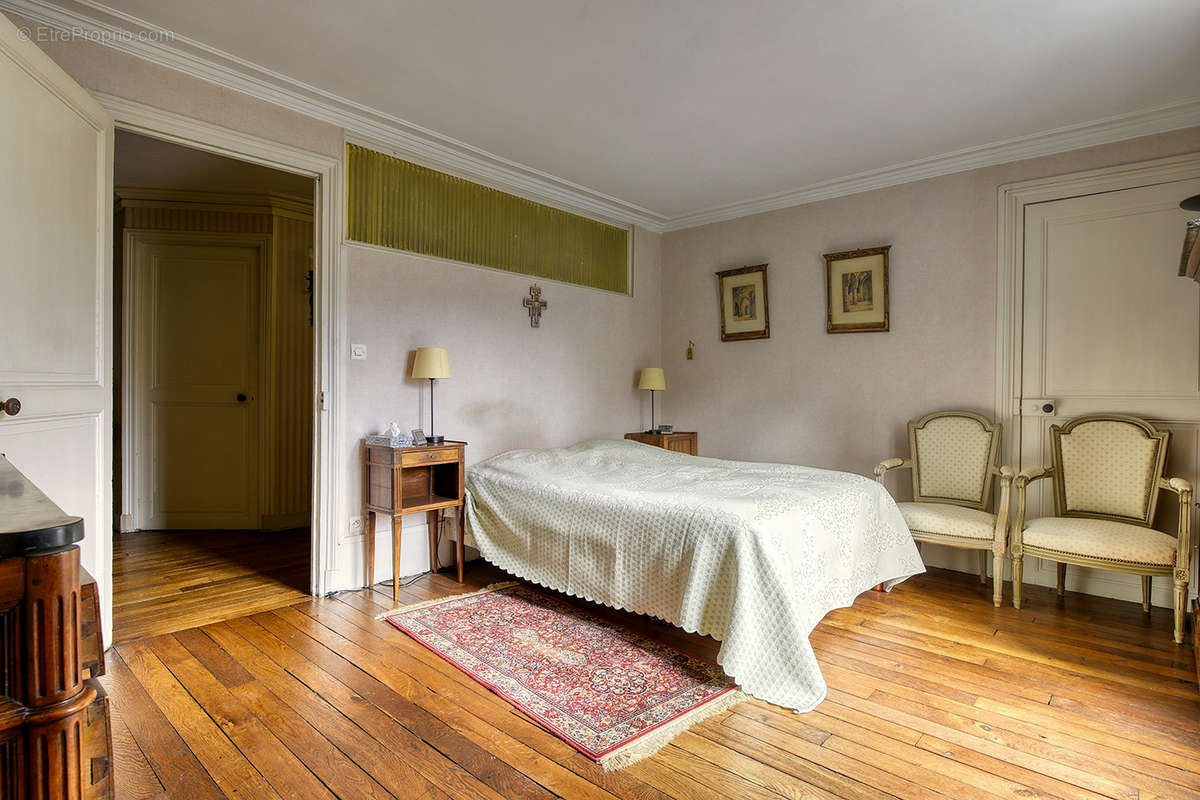 Appartement à VERSAILLES