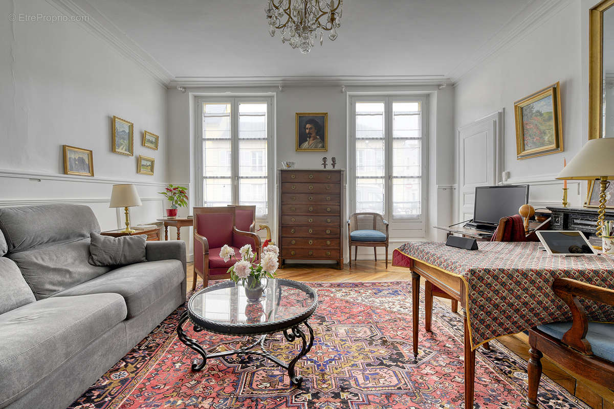 Appartement à VERSAILLES