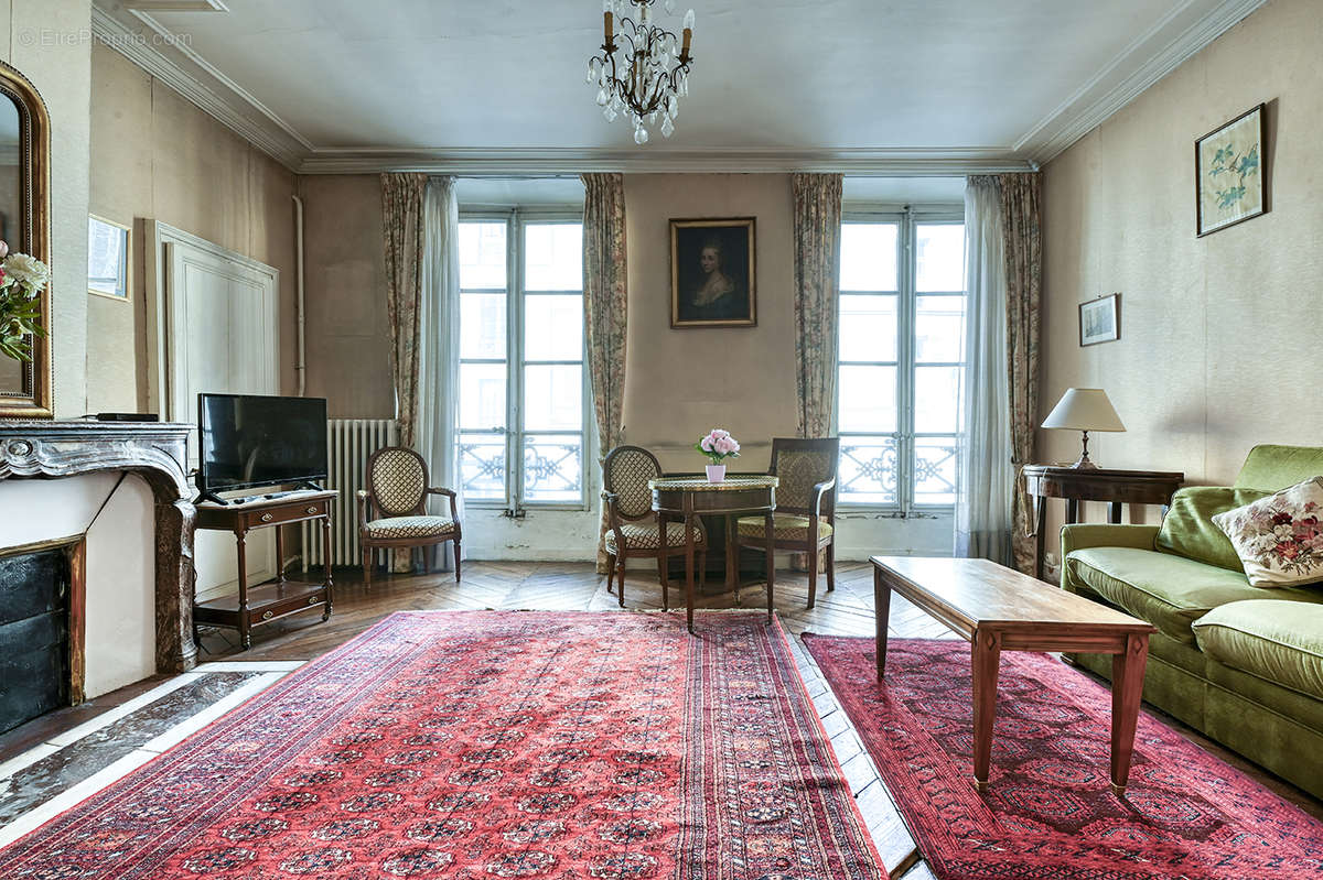 Appartement à VERSAILLES