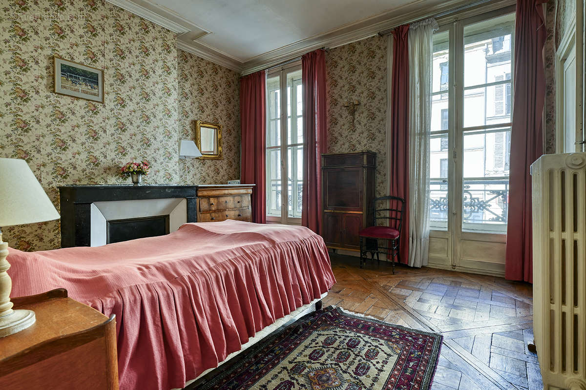 Appartement à VERSAILLES