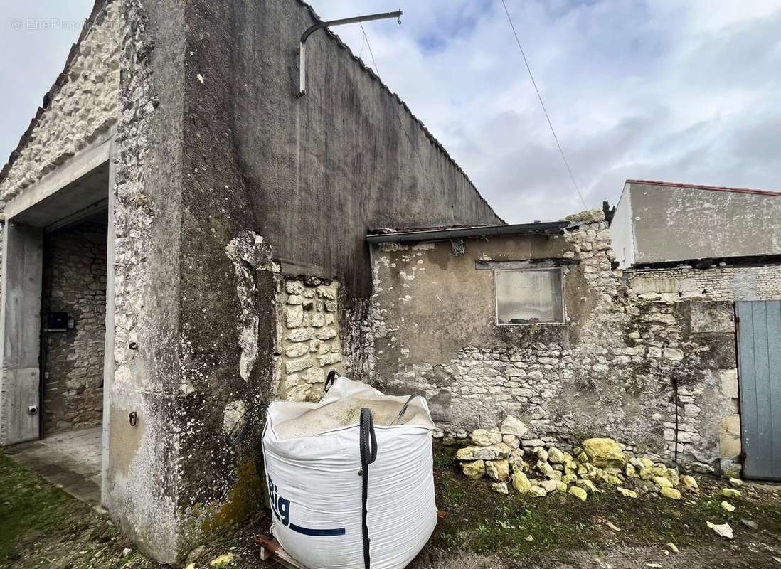 Maison à MESCHERS-SUR-GIRONDE