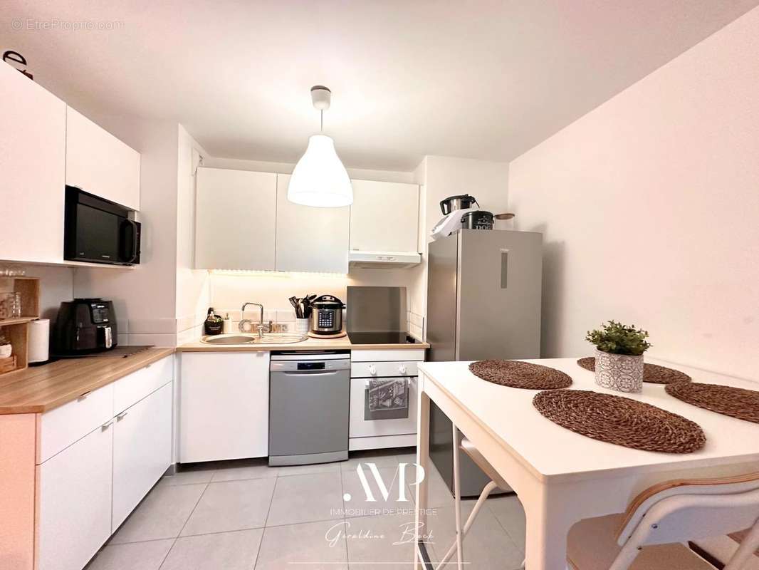 Appartement à MARSEILLE-11E