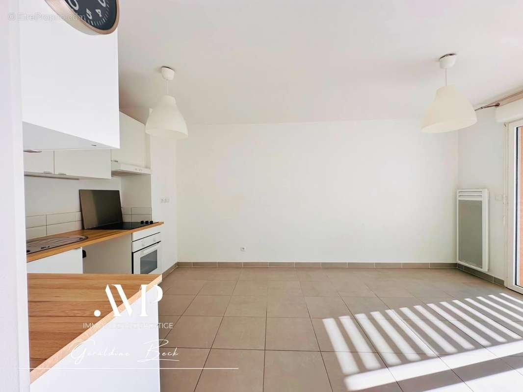 Appartement à MARSEILLE-11E