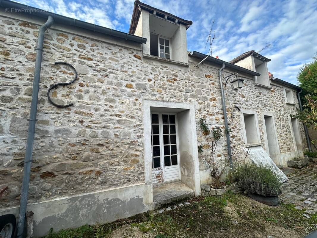 Maison à CHAILLY-EN-BIERE