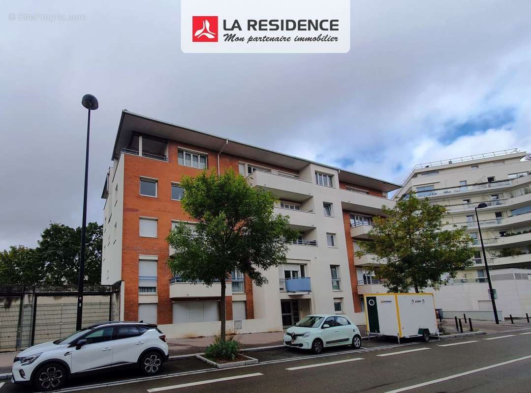 Appartement à MONTIGNY-LE-BRETONNEUX