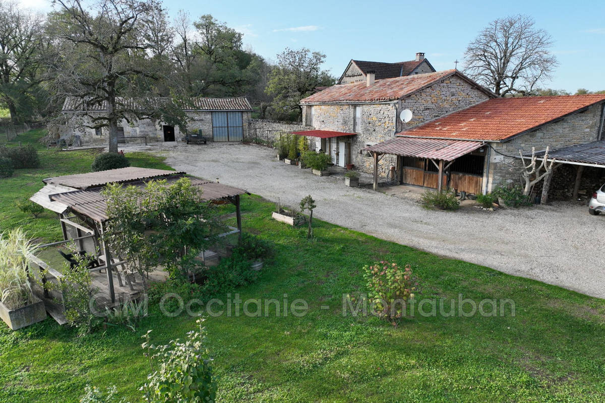 Maison à CAYLUS