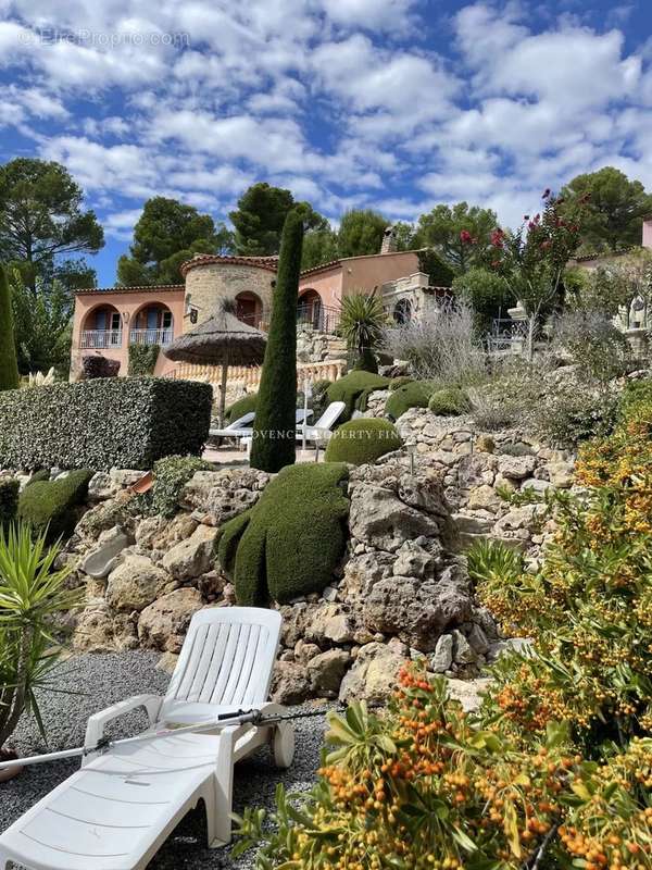 Maison à LORGUES