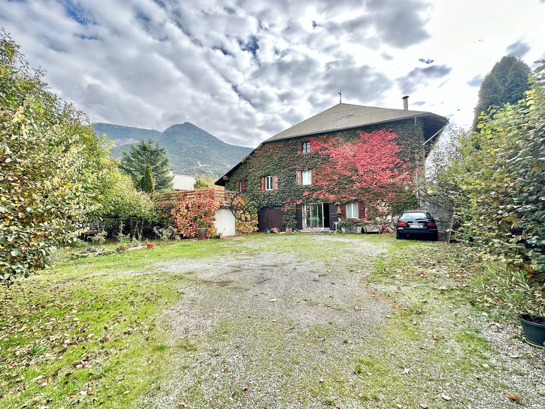 La Roche de Rame - Maison  - Maison à LA ROCHE-DE-RAME