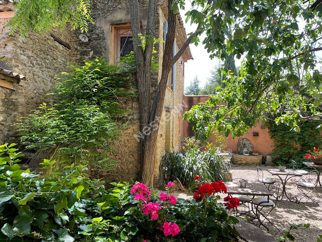 Maison à LOURMARIN