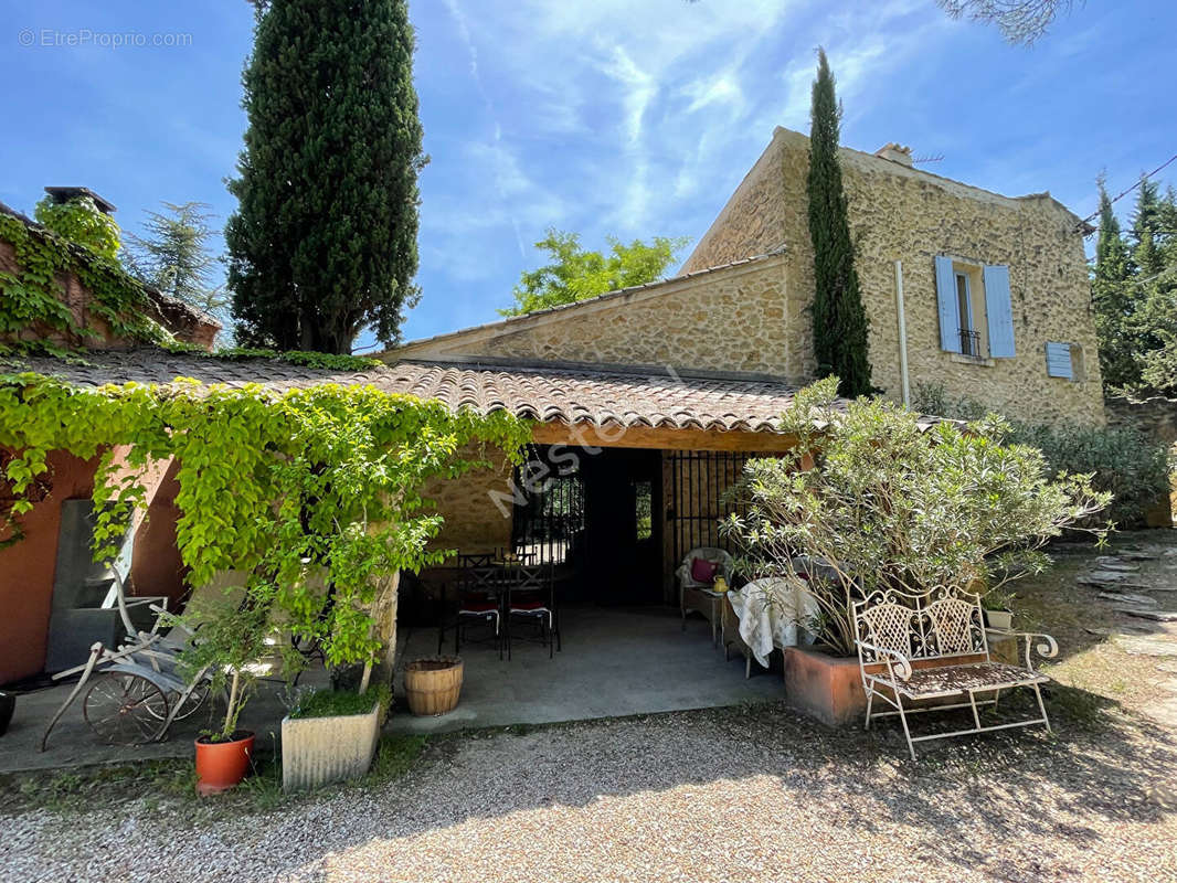 Maison à LOURMARIN