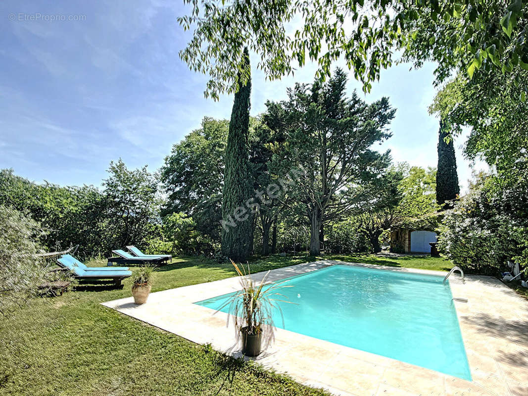 Maison à LOURMARIN