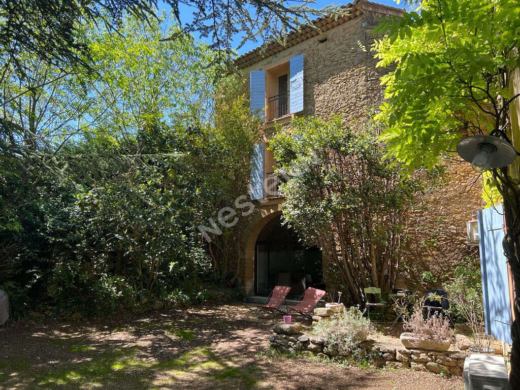 Maison à LOURMARIN