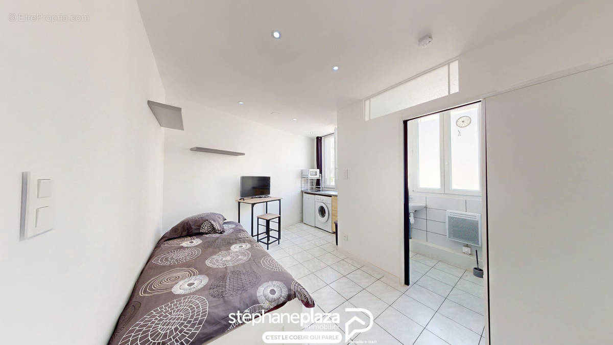 Appartement à MARSEILLE-8E