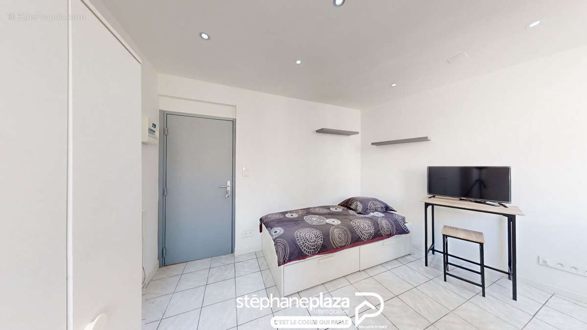 Appartement à MARSEILLE-8E