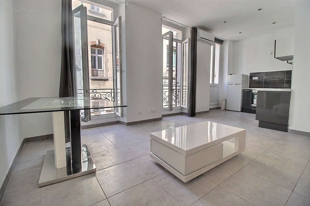 Appartement à MARSEILLE-8E