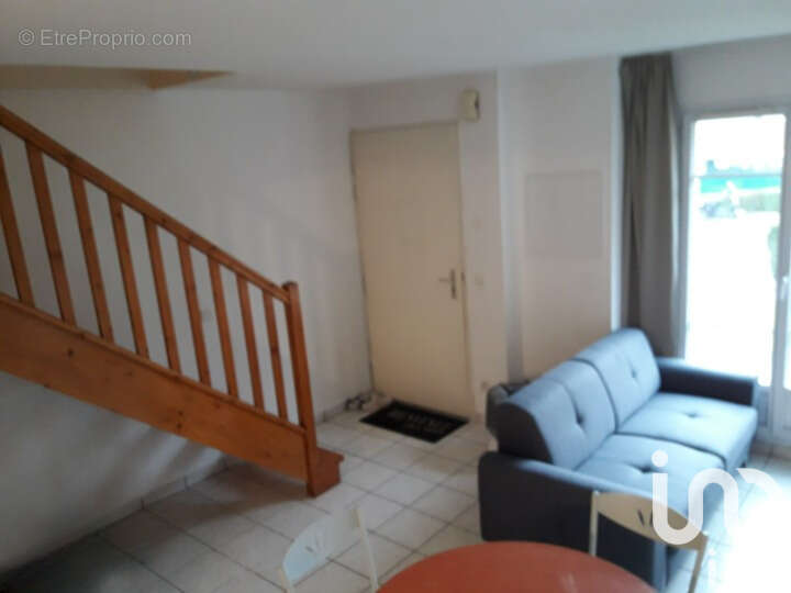 Photo 2 - Appartement à MAGNY-LE-HONGRE