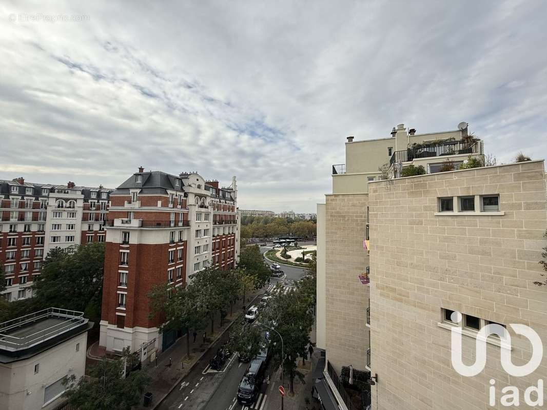 Photo 3 - Appartement à PARIS-16E