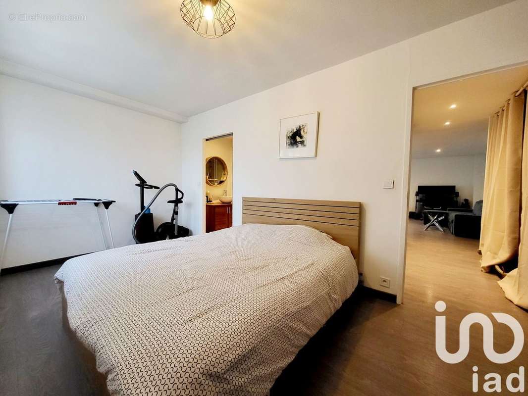 Photo 5 - Appartement à EPINAY-SUR-SEINE