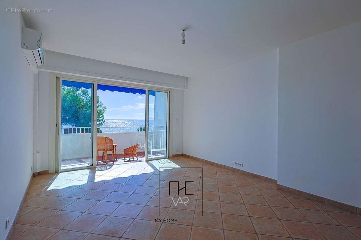 Appartement à HYERES