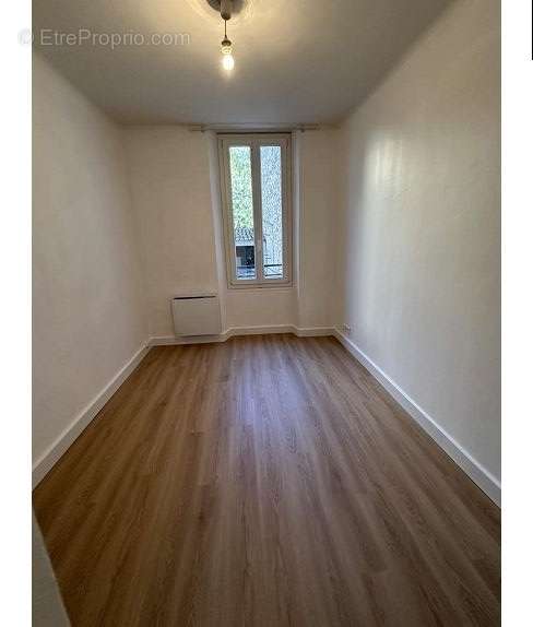 Appartement à TOURVES