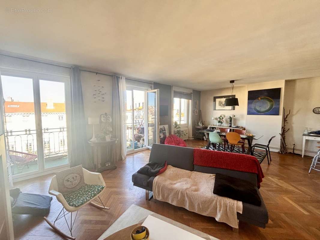 Appartement à LYON-7E