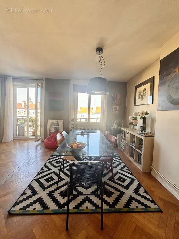 Appartement à LYON-7E