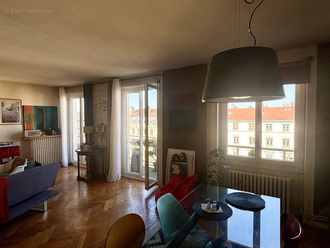 Appartement à LYON-7E