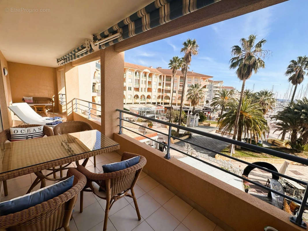 Appartement à FREJUS