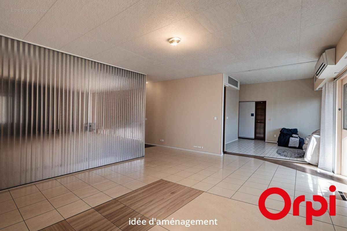 Appartement à MARSEILLE-2E